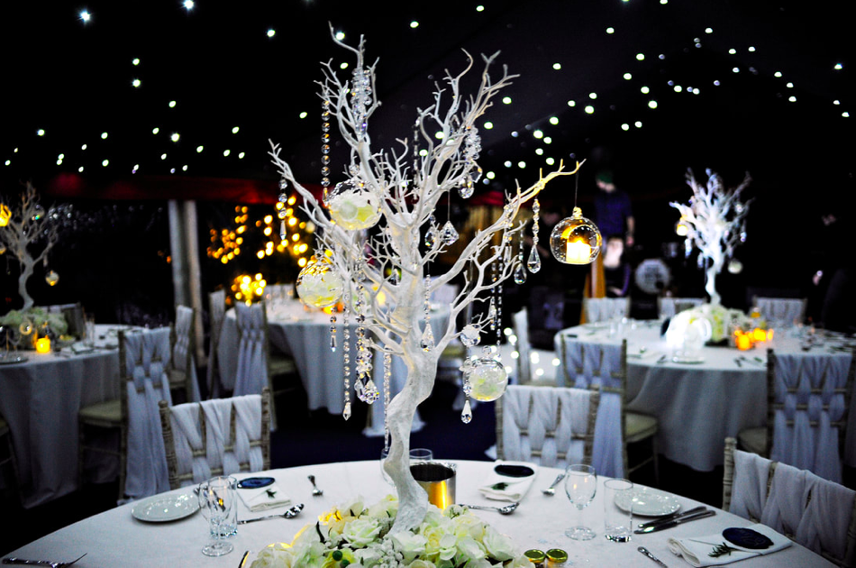 Winter wonderland table decor by Fabulous Functions UK, with photography by Elmar Rubio Photography